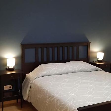 Le Cocon Des Pres Apartment Сен-Юбер Екстериор снимка